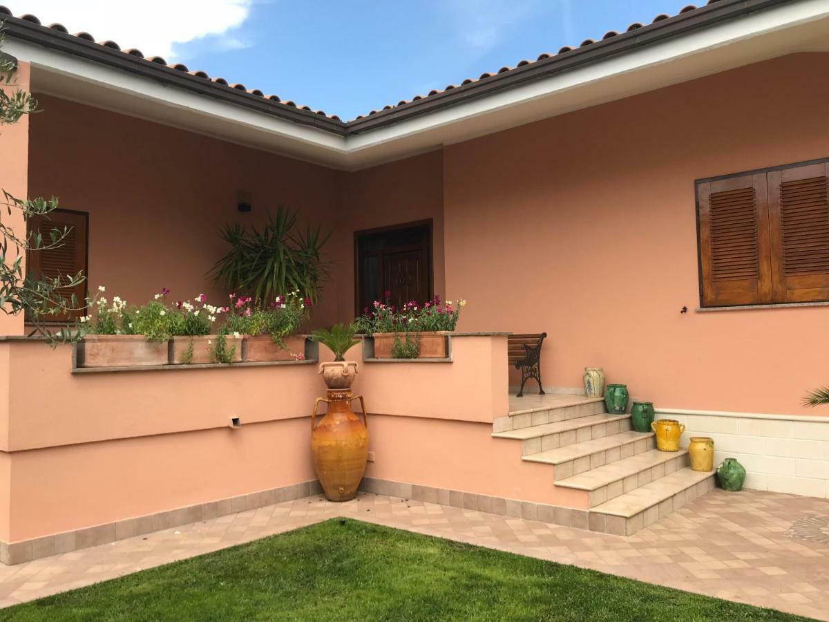 Villa Nevada -20 Min Da Roma Ladispoli Exterior photo