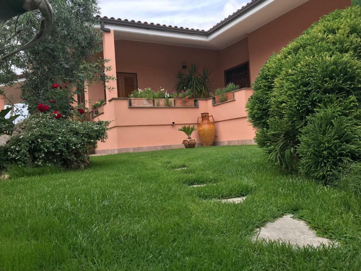 Villa Nevada -20 Min Da Roma Ladispoli Exterior photo